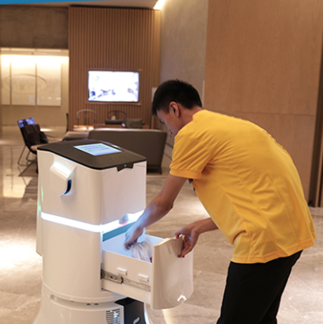 机器人送餐----安菲云助力外卖行业实现智能化升级