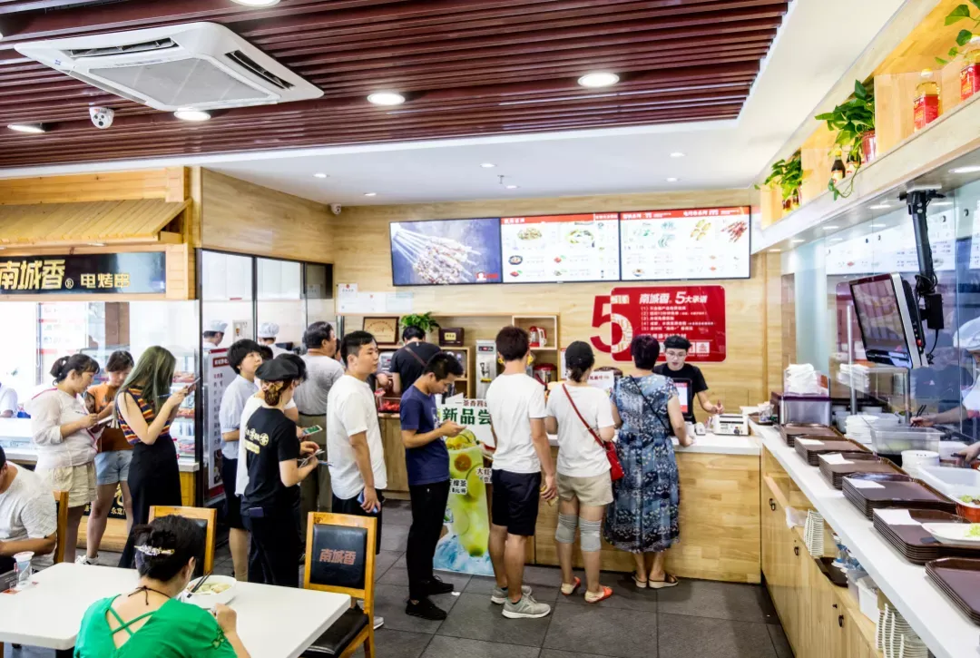 盛夏来临，外卖店的经营策略该如何调整？ 